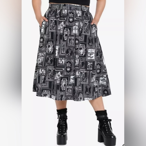 Hot Topic Dresses & Skirts - Hot Topic Thorn & Fable Dark Fairy Tale Books Retro Skirt Womens Size Medium